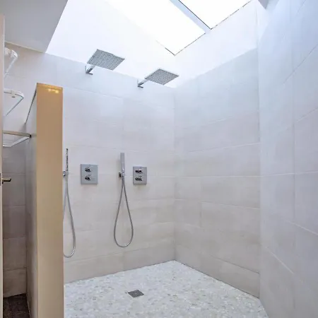 Chillout House With Heated Pool 29 C Sea & Mountain View فيلة *