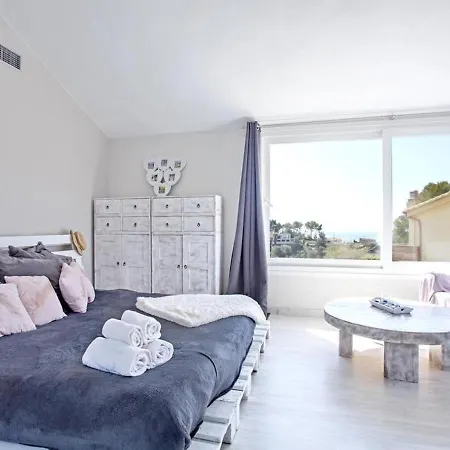 Chillout House With Heated Pool 29 C Sea & Mountain View 别墅 *