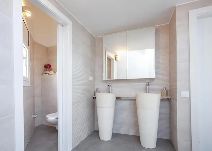 Villa Chillout House With Heated Pool 29 C Sea & Mountain View *